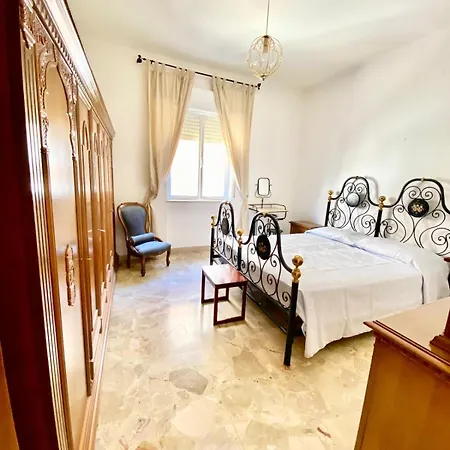Apartmán Amita House *